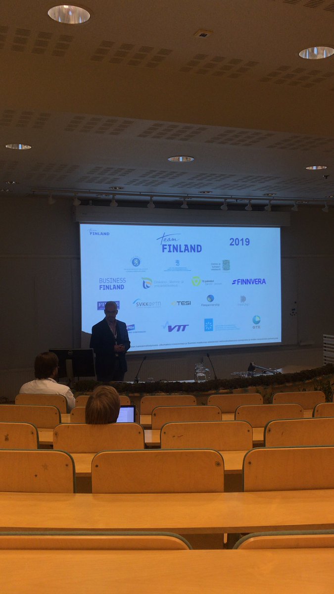 FRUSH30100's tweet photo. 14.00 Team Finland –verkosto yritysten kansainvälistymisen tueksi | Tuomo Kauha | Team Finland #frush2019 #kestäväkehitys #kiertotalous #circulareconomy #forssa https://t.co/UIZOLdXYvj