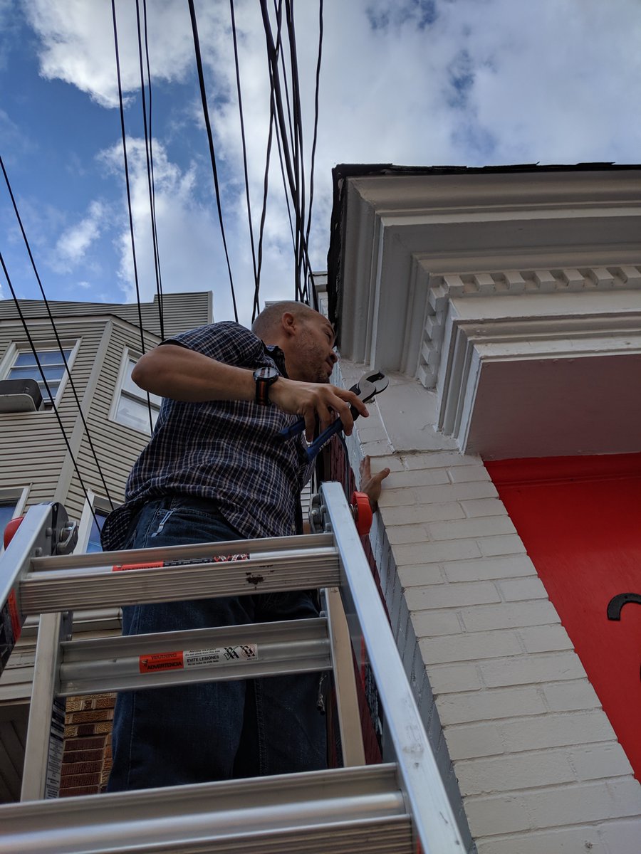 MorrisonTech's tweet photo. Business security system installation
#cybersecurity #security #web #passwords #consulting #informationtechnology #technology #bayonnenj #newjersey #morrisontech #BayonneStrong #jerseycity #newark #entrepreneur #business #smallbusiness #businessowner https://t.co/gRolW66FTU