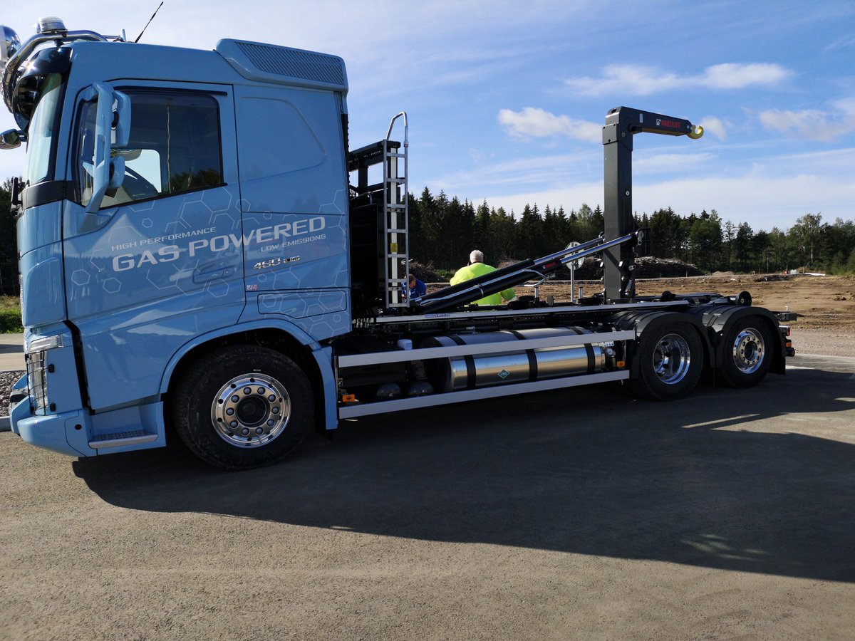 Idag inviger vi vår tankstation för #LBG #CBG #toyota #svenskbiogas en milstolpe för förnyelsebar energi #biogas