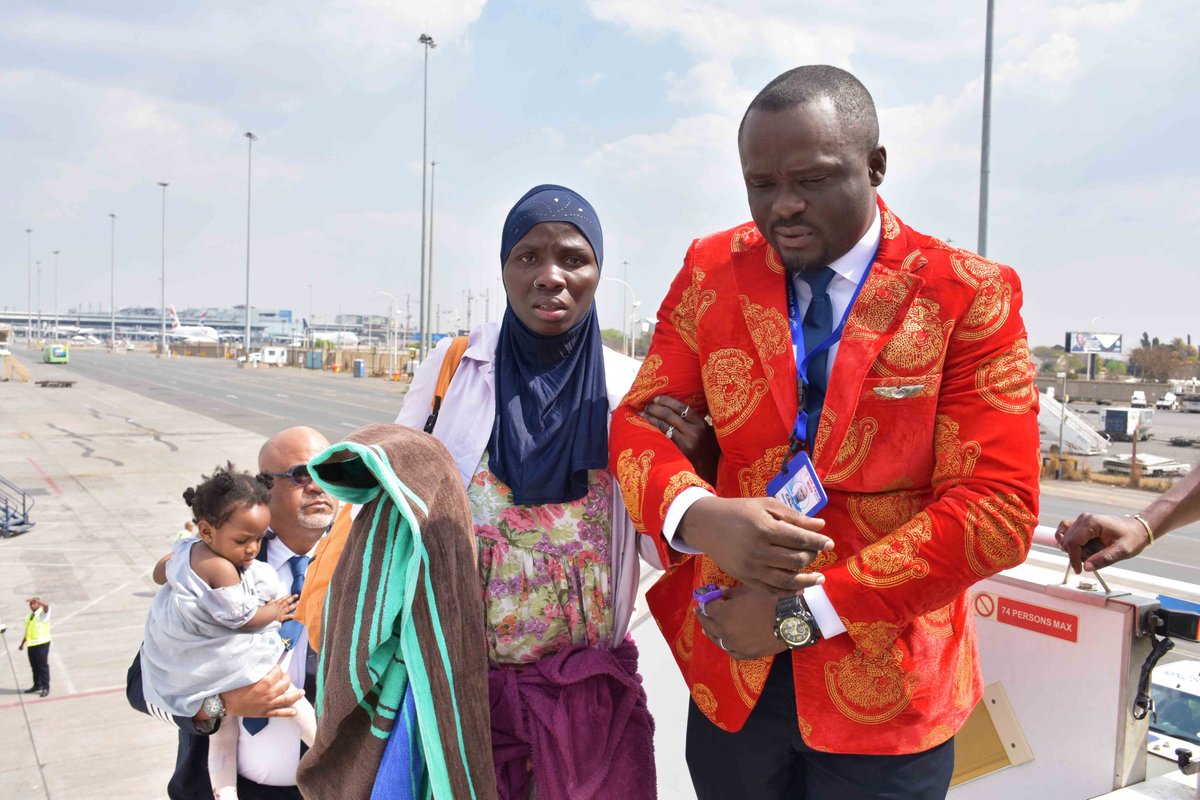 flyairpeace's tweet image. Triumphant scenes from @flyairpeace&apos;s 2nd evacuation flight from South-Africa as 315 Nigerians return home amid #XenophobicAttacks in South-Africa at the MMIA Cargo &amp;amp; Hajj Terminal in Lagos on Wednesday