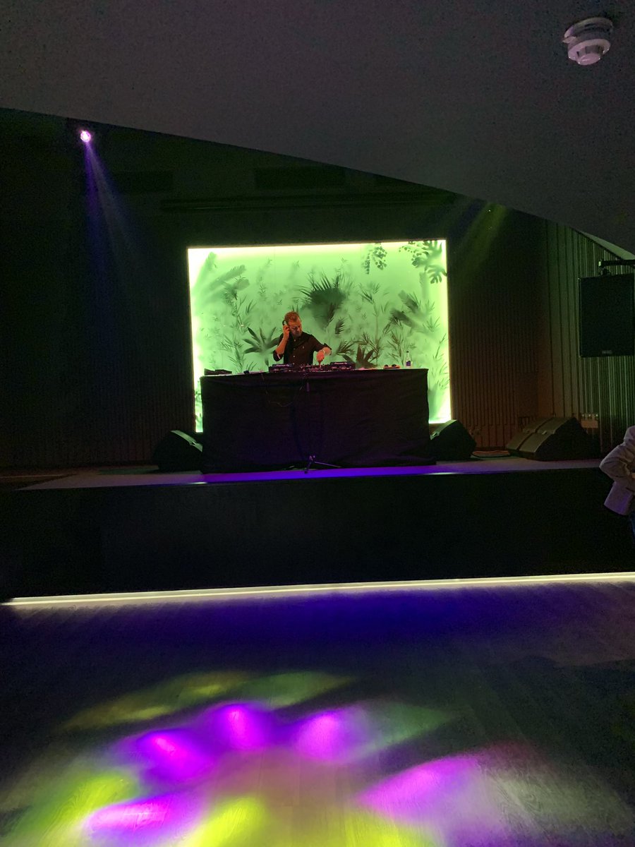 anna byrom tweet media