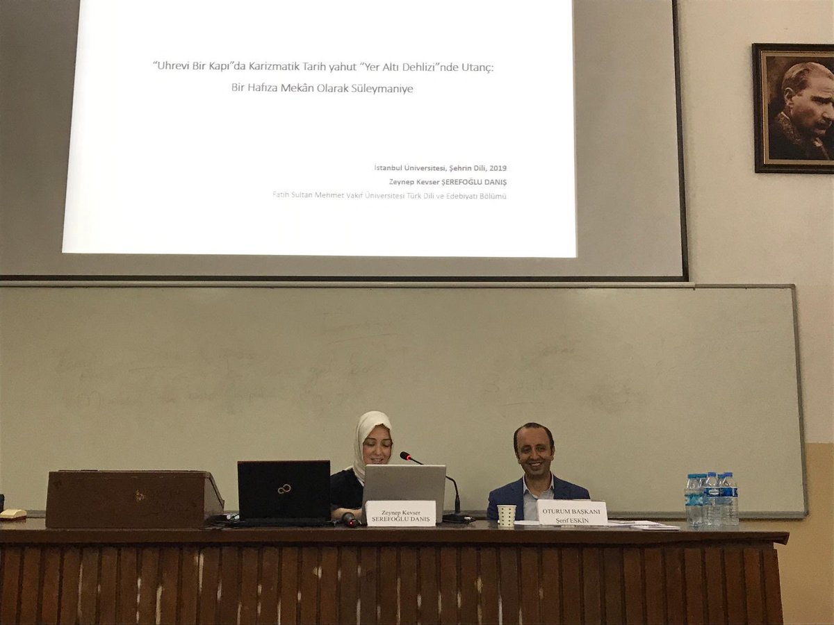 fsmvukam's tweet photo. #Congest’19 da biz de yerimizi aldık. Merkez müdürümüz Zeynep K. Ş. Danış Edebiyat oturumlarının VII.sinde “ ‘Uhrevî Bir Kapı’ da Karizmatik Tarih Yahut ‘Yer Altı Dehlizi’nde Utanç: Bir Hafıza Mekân Olarak Süleymaniye” başlıklı sunumunu gerçekleştiriyor. @iuefsosyalbilim https://t.co/RRgYgVHlV8