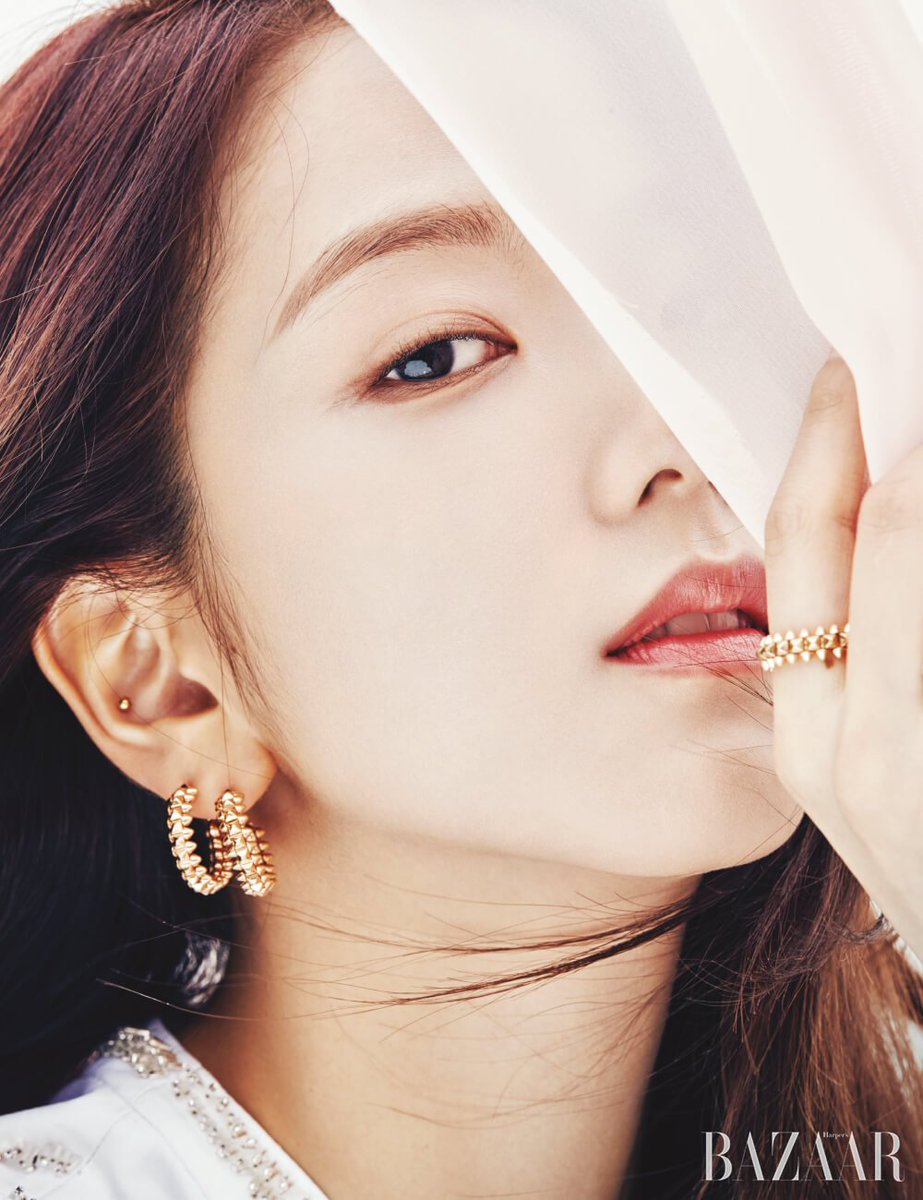 xxxLLi_'s tweet photo. #JISOOxCARTIER
🔥🔥‼️ https://t.co/aXpf1hmnNJ