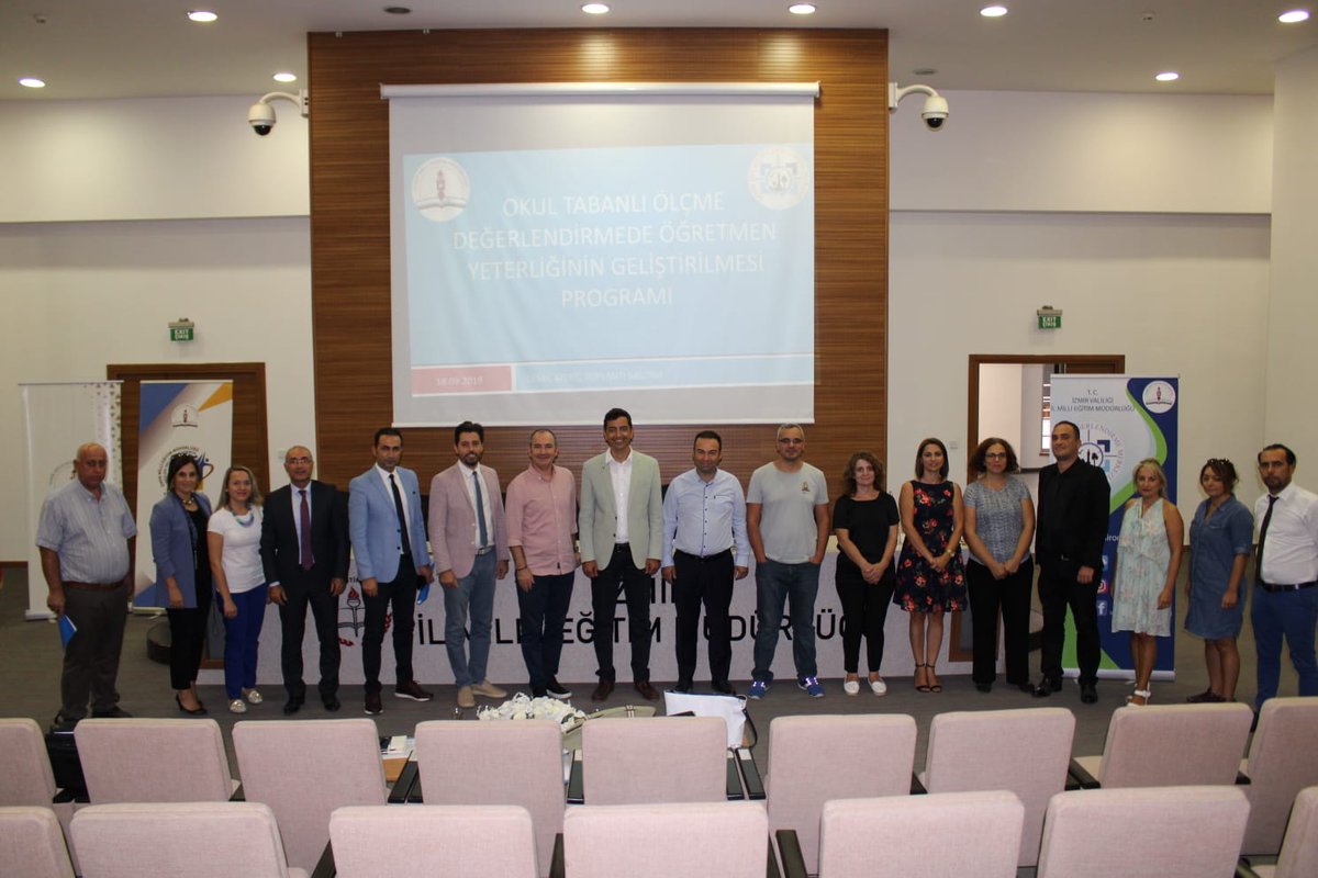 Okul tabanlı ölçme değerlendirme yöntemlerinin etkinleştirilmesi,öğrencilerin akademik başarılarını, sosyal ve ekonomik durumlarını izleme ve başarıyı artırıcı çalışmaların planladığı, Ölçme Değerlendirmede Öğretmen Yeterliğinin Geliştirilmesi Programı düzenlendi.
<a href="/yahsiomer/">Dr. Ömer YAHŞİ</a>