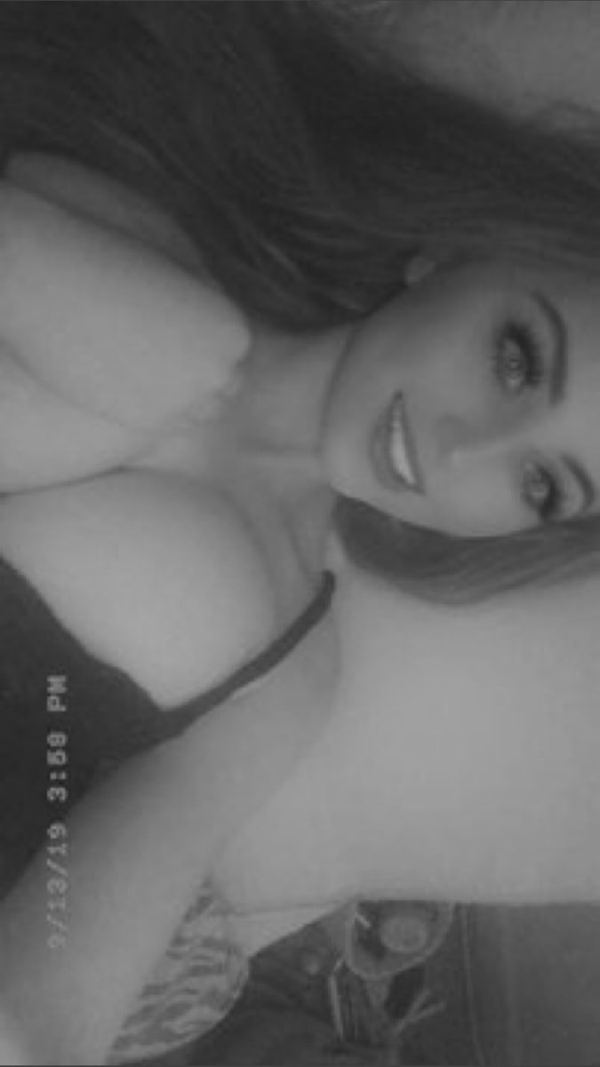 rosemodeI's tweet image. Soft 💋 

DM to buy my premium snap!