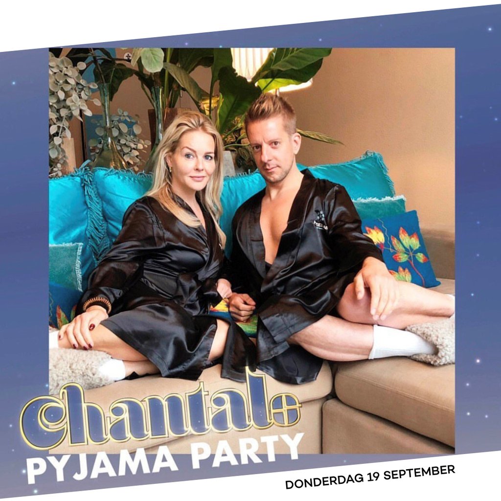 KIJKTIP! Vanavond om 20.30 uur is @alexklaasen te zien in @chantalspyjamaparty op RTL 4! Chantal bleef slapen bij Alex, at zijn koelkast leeg en ging zelfs kijken bij een leesvoorstelling van Showponies 2! #showponies2 #amphion 5 februari #2020