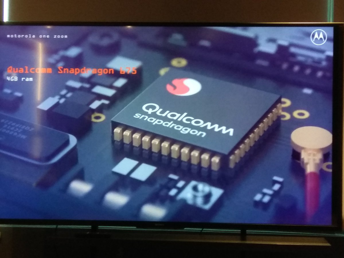 Tecnogusweb's tweet photo. #Tecnologia 
#MotoOneZoom 
@Motorola_col 

Moto One Zoom
Snapdragon 675
128GB de almacenamiento
4GB RAM https://t.co/H9iUYRIkaa