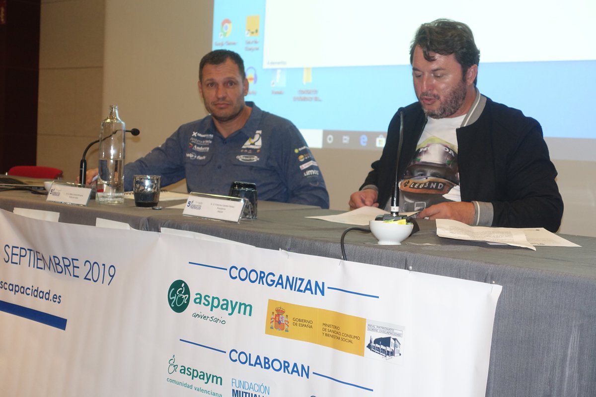CongresoSVyD's tweet photo. @FranSardon presidente de @Predif_Estatal presenta la conferencia y testimonio personal de @albertllovera @RPDiscapacidad @ASPAYMCV @ASPAYMNACIONAL https://t.co/LR3a27T2I4