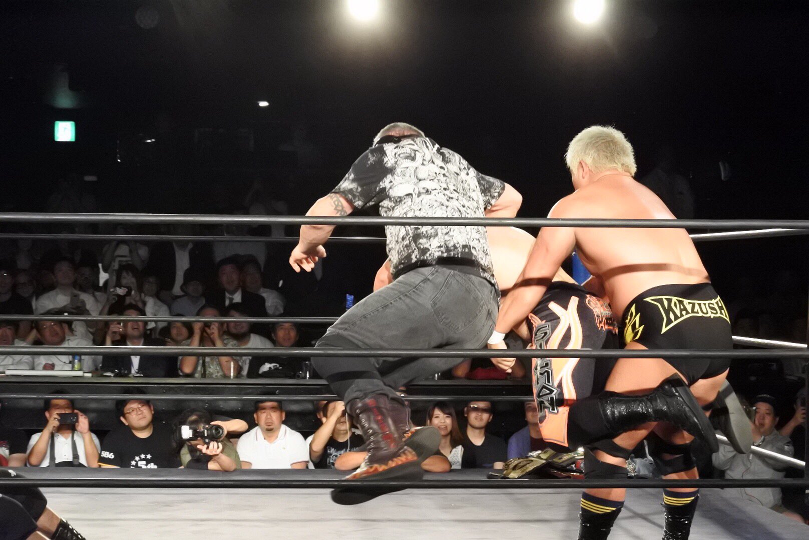 未開封　WWE　新日　クラシックシリーズ！リック．スタイナー　特典アリ 未開封 WWE 新日 クラシックシリーズ！リック．スタイナー 特典