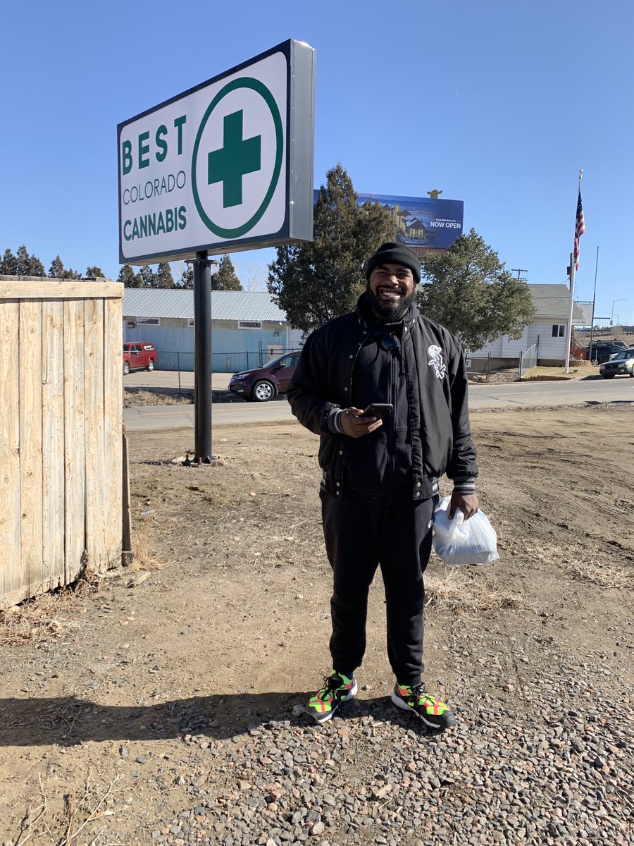 kayladamiaa's tweet image. Happy Anniversary to my fine ass, hood ass, Raleigh ass, headass future husband 🥰😍🤤 I love you baby 💙💙💙 @LadiesLove_Tyme #NineOneNine