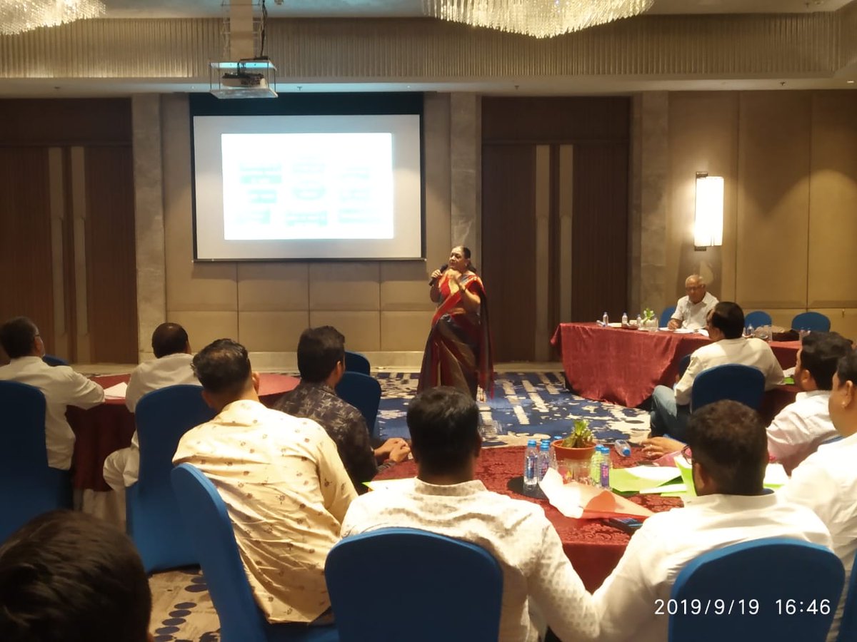 IndorePoshan's tweet photo. It was a well appreciated lecture of Mrs. Anita Joshi, CDPO, as a nutrition expert today @ Hotel Marriot on Health hazards of unsafe &amp; unhealthy fud, organised by @smartcityindore.
The participants were members of various food associations of Indore.
#PoshanMaah2019 https://t.co/0mTN9Ufrg7