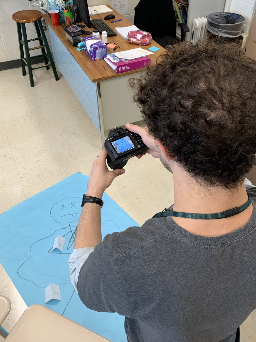 mrsV_df's tweet photo. Forensics is figuring out how to photograph crime scenes! They are starting small with a slight stick figure massacre, but don’t worry, there will be more interesting scenes to come 😜🧐😁 #pridein5 #dfhspride #teacherlife https://t.co/ddWbUluWg3