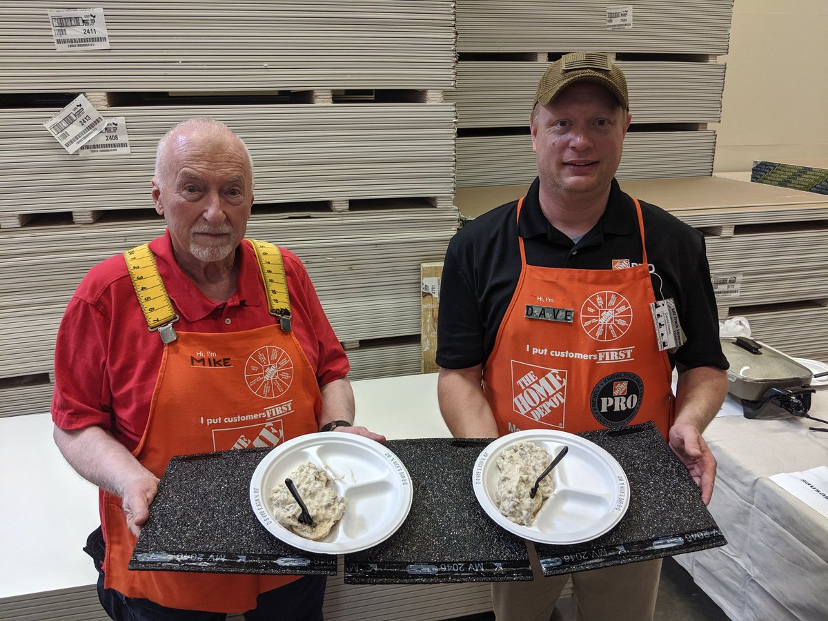 DaveProDude's tweet photo. We are having a building materials themed meal here at #6978 Brookwood for Pro Appreciation Day. An old school military breakfast staple, S.O.S... Stuff On a Shingle! @MarkCoxHD @KMTovey @jtrievespro https://t.co/3EbM2GWfRC