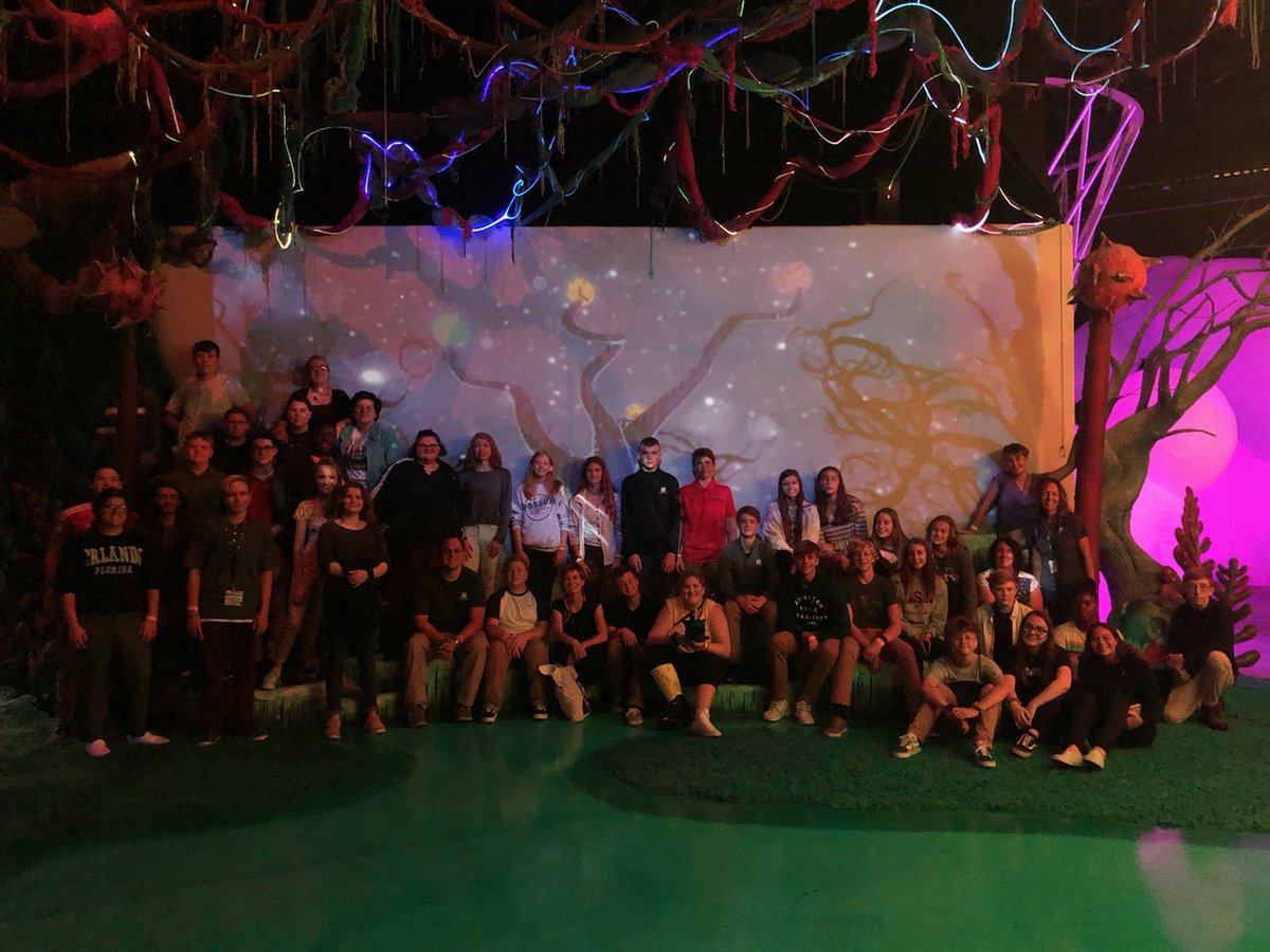 mhessGISA's tweet photo. Exploring Otherworld Ohio today and experiencing connections between art and math in an immersive setting. So amazing! https://t.co/5S0OVqYC41