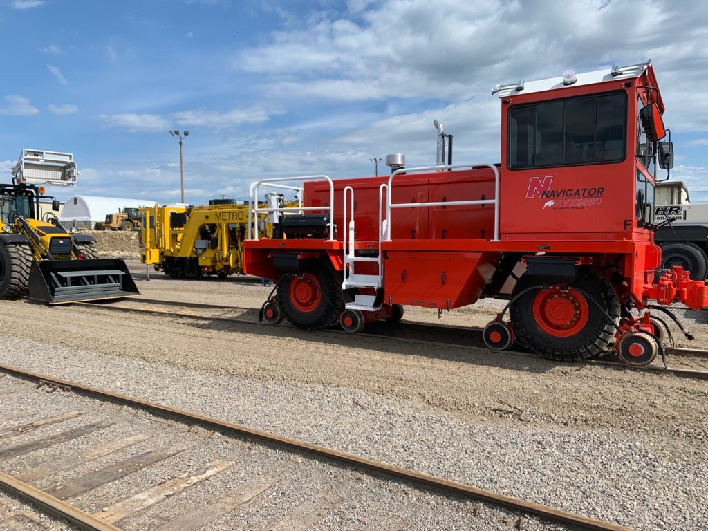 ShuttlewagonRCM's tweet photo. Stop by the #RailwayInterchange outdoor booth at #BNSF Northtown Yard #3138 on 3rd Street (Intersection of 32nd and University NE) @MeetMinneapolis.  #Shuttlewagon #Navigator #NVX6030 will be on display.
Show Times Sunday 9-22-19 11am-5pm, Monday 9am to 5pm, Tuesday  9am to 4pm. https://t.co/JhocA7gcjV