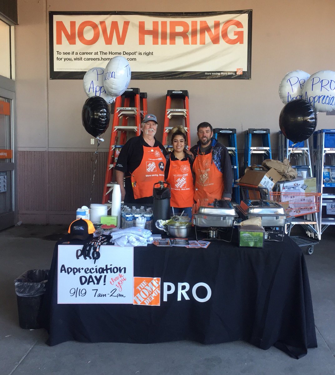 Celebrating our pros !!! Pro loader Matt, Pro DS Abby &amp; PASA Milo, taking care of our pros!!!@markdennishd <a href="/grayson_brock/">Brock Grayson</a> <a href="/Asm6667/">ASM Windsor THD</a> <a href="/mistiesilveira/">Mistiesilveira</a> <a href="/greenman5858/">Rodney Hurley</a>