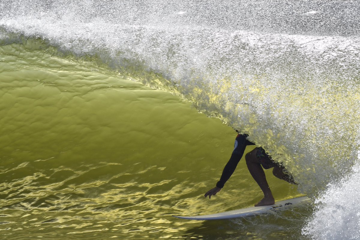 SurfingFrance's tweet image. #FreshwaterPro - @floresjeremy totalise 11.23 pts à l’issue de ses 4 vagues prises ce matin au Round 1 (meilleure droite + meilleure gauche) @wsl 
📷 FFSurf