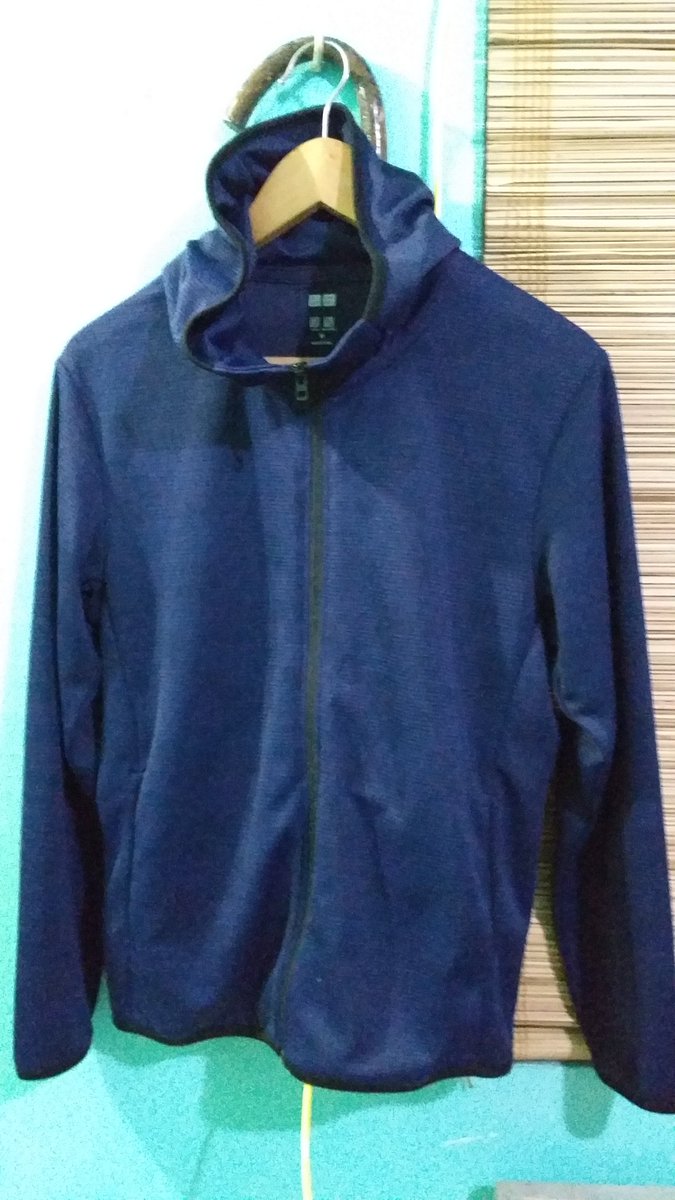 akoungmaster's tweet image. Oh, jacket na nasa loob ang tatak at dark blue?!
Ilagay na sa aparador q yan!
I shall call you "Nightcloak"
#TeamJacket #JacketIsLife