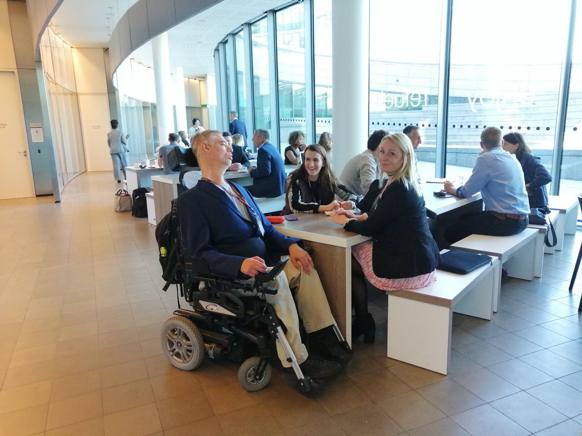 AlansTweets's tweet image. After a really good meeting with @Heidi_LDN, @transportforall and @TfL plan our secret #sftc project. #teaser