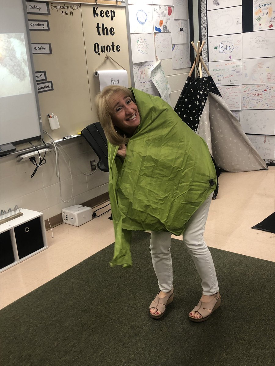 MrsG714's tweet image. Our Mason Expedition is beginning! We found unique ways to use an ordinary item. ( camping mattress) #MasonExpeditions