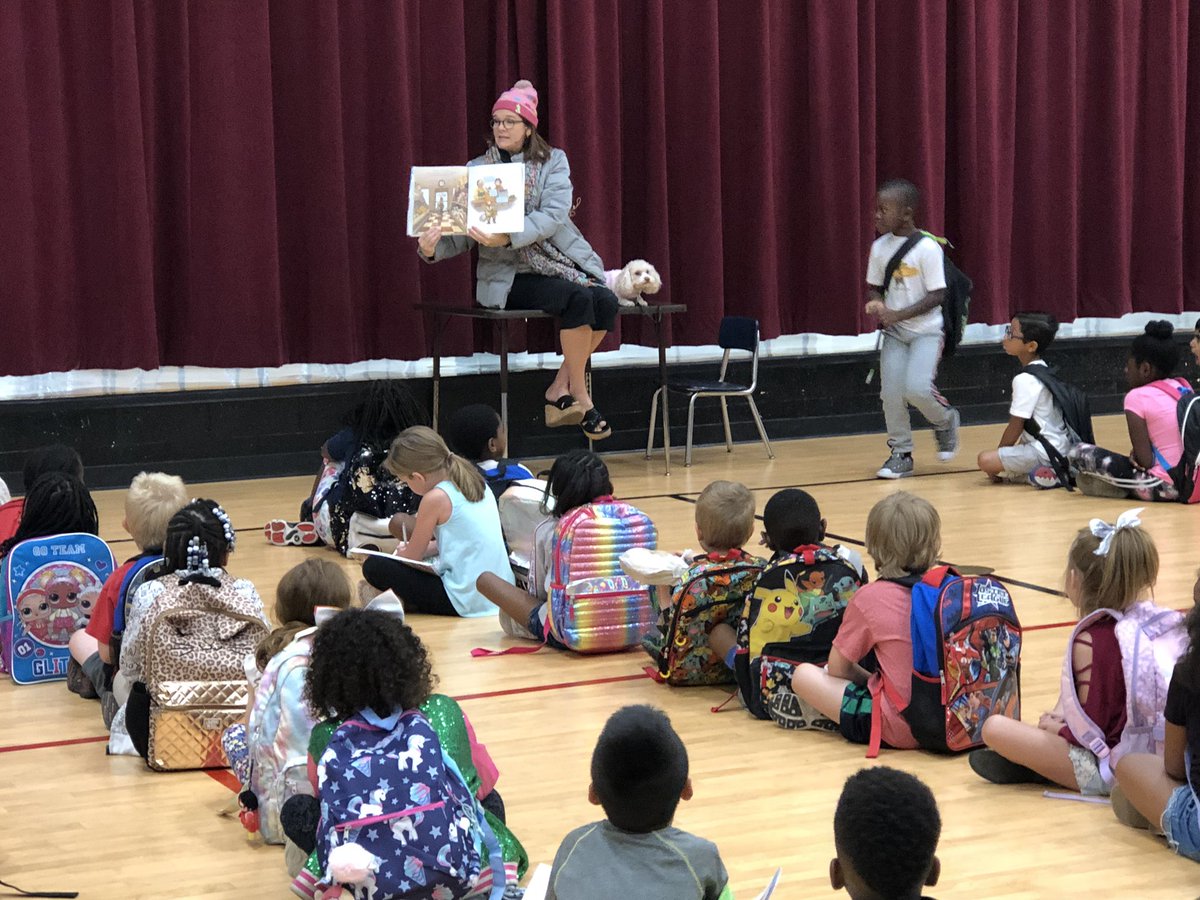 brennatanthony's tweet photo. Special guest readers this morning at HWES.  The students are excited about the adventures that reading creates.  #JPSHurricanes #caneclassroom https://t.co/VMdLkMVsaL