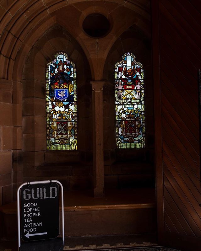 arranphoto's tweet photo. Guild Hall in Derry Ireland. #derry #londonderry #ireland #stainedwindows #stainedglass #stainedglasswindows #architecture https://t.co/0w4ukaltZB