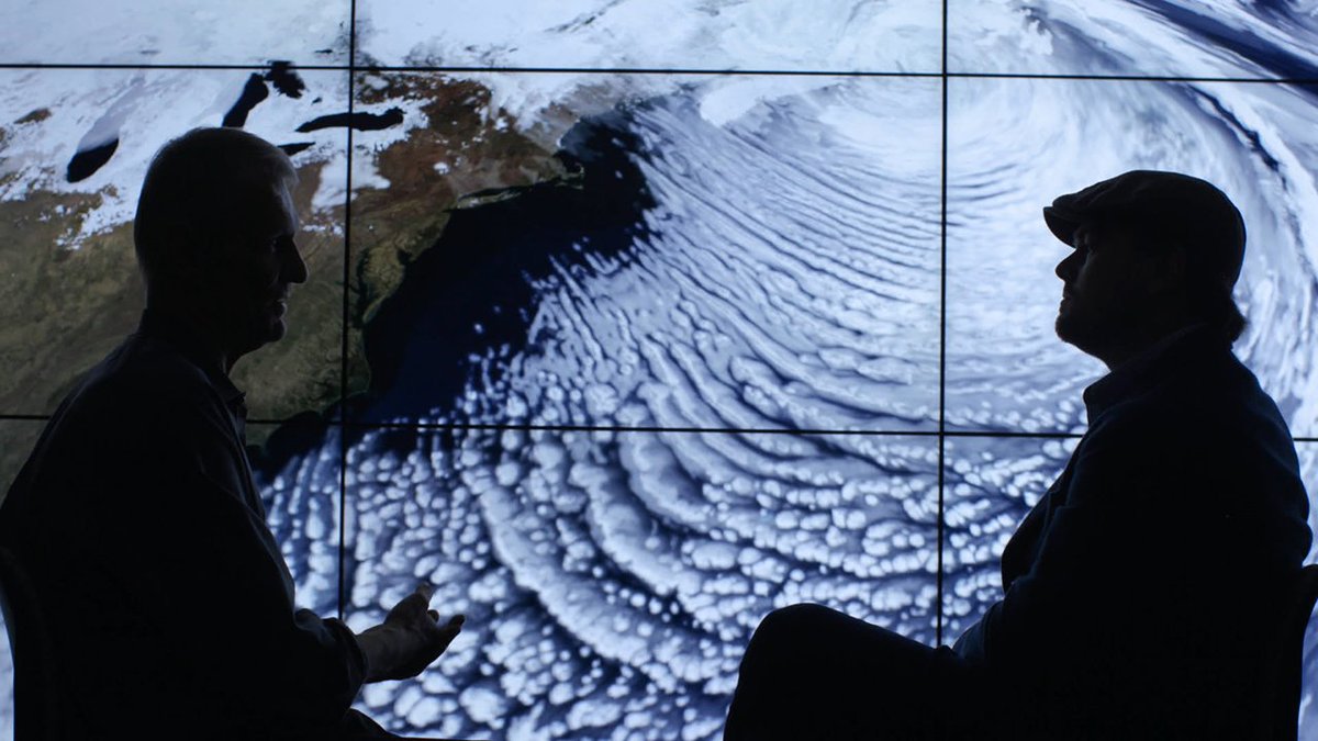 senseficcio's tweet image. Reemissió, al @canal_33, d’"A punt de fer tard". Documental de Leonardo DiCaprio que insisteix en la veracitat del canvi climàtic i en la necessitat urgent d'emprendre mesures per revertir-lo.
📆 Dissabte, 21, a les 20.00, a @canal_33 @CoverClimateNow
👇 ccma.cat/tv3/sense-ficc…