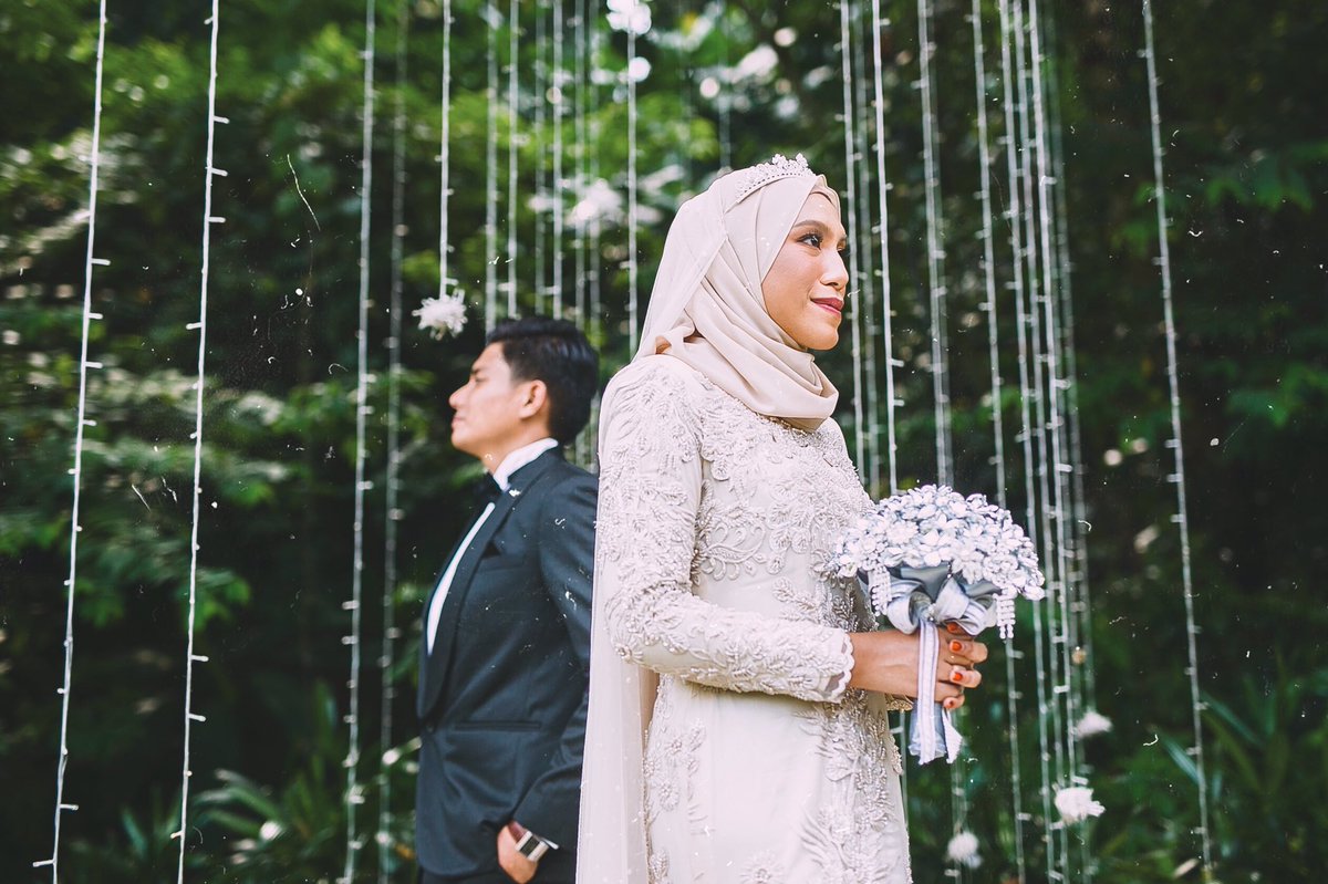 The Reception of Nu’aim & Faiqa. 
Make Up by : @facesbymin 
Hand Bouquet by: @shaja_ratul
Venue: @forestvalleyhall

#aimforfaiqa 
#forestvalleyhall
#weddings
#cubicfoto
#weddingguide
#malayweddingguide 
#bridestorymy 
#weddingphotography 
#malaysiaweddingphotographer
#kakifoto