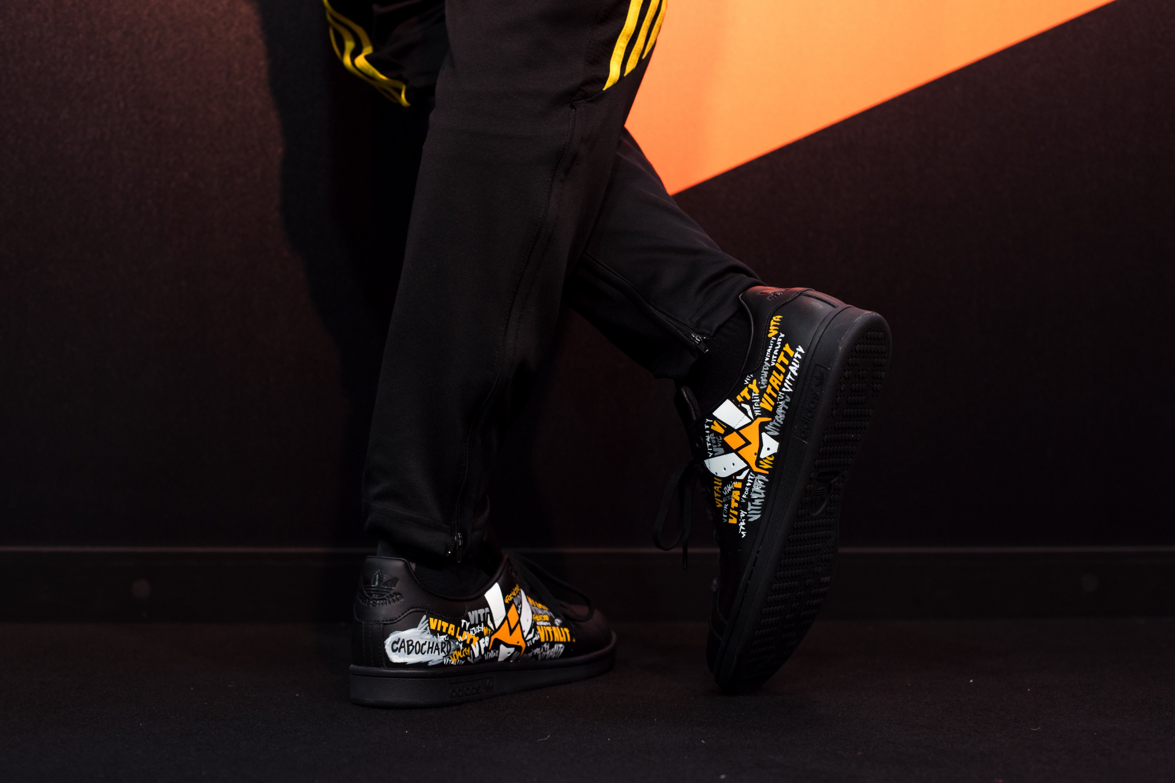 Team Vitality on Twitter: "Look at these trendy shoes 🤩 #VforVictory  https://t.co/EJ6hFHHRgD" / Twitter