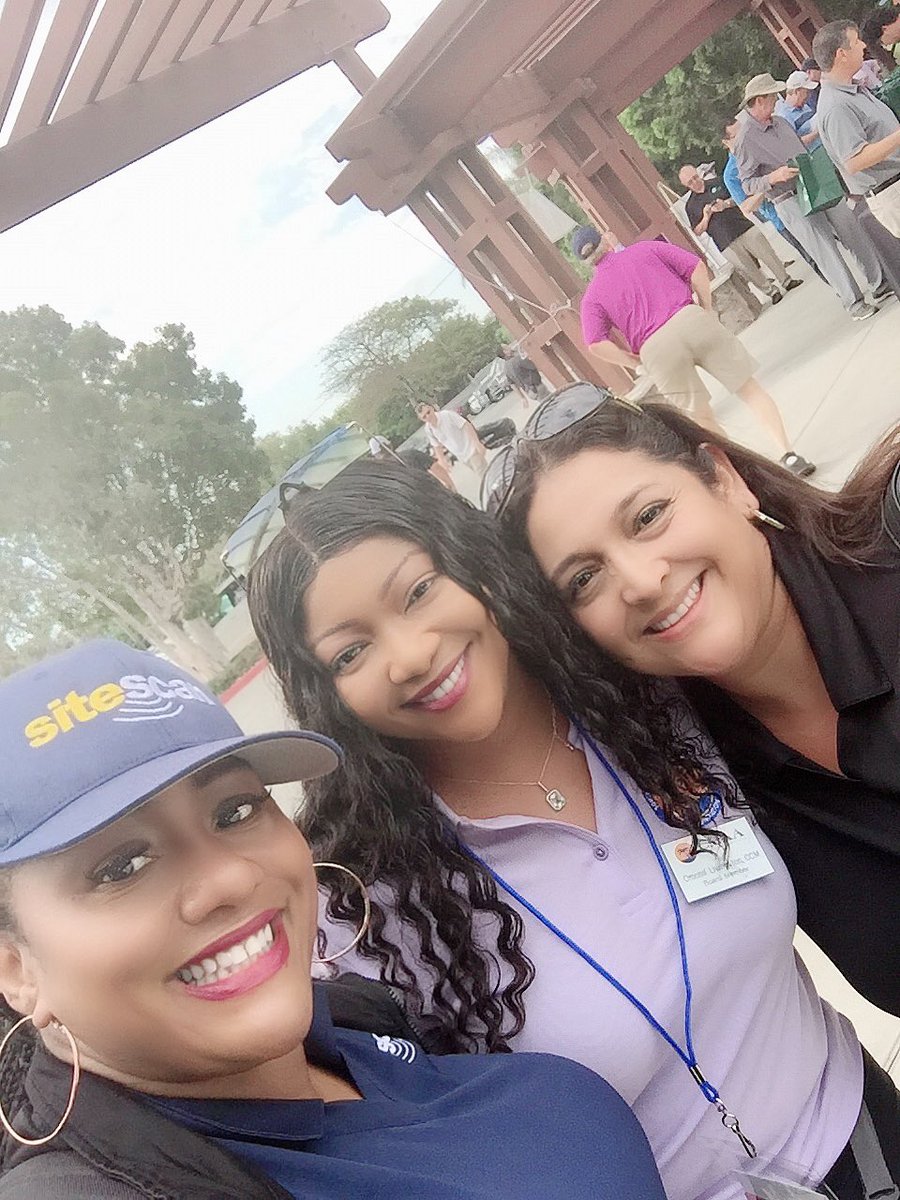 sitescan1's tweet photo. We attended @CMAASC golf tournament! I love the women in construction @kaytoliver https://t.co/gsu0lrOpuZ