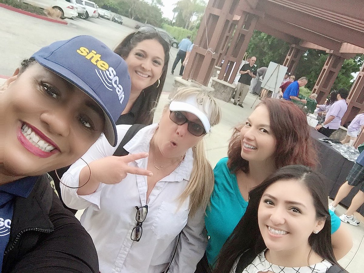 sitescan1's tweet photo. We attended @CMAASC golf tournament! I love the women in construction @kaytoliver https://t.co/gsu0lrOpuZ