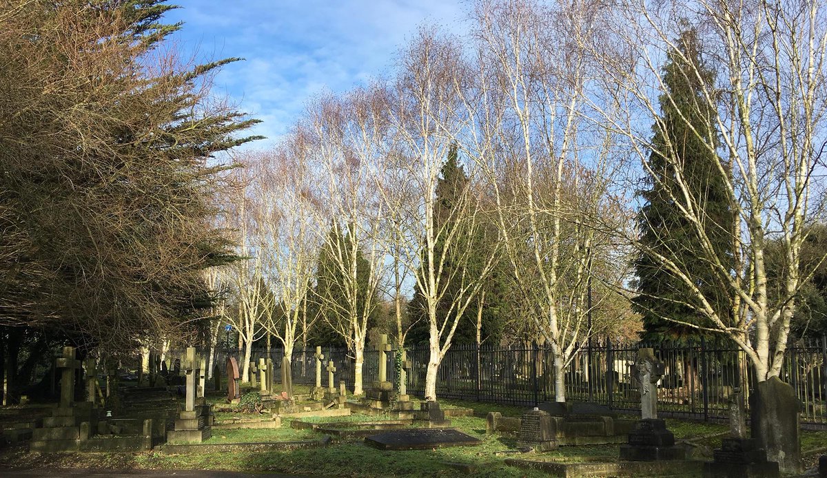 secchapels's tweet photo. South #Ealing Cemetery Chapels @openhouselondon @EalingCouncil  #Tree and #Wildlife Walk 2.30pm Saturday 21 September #Victorian #architecture #wildlife #nature @HeritageofLond1 https://t.co/vM6et4E2Pt