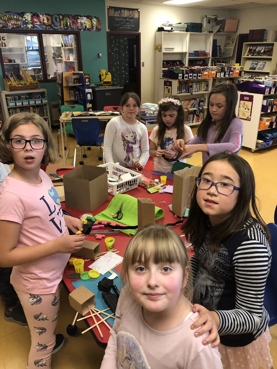 HDDawe's tweet photo. Last week’s art ‘reflections’ of the summer events and a little time exploring the maker space in the LLC is always a good start to the year!!! @beachycoveelem #makersbemaking https://t.co/gvTLeOtQDv
