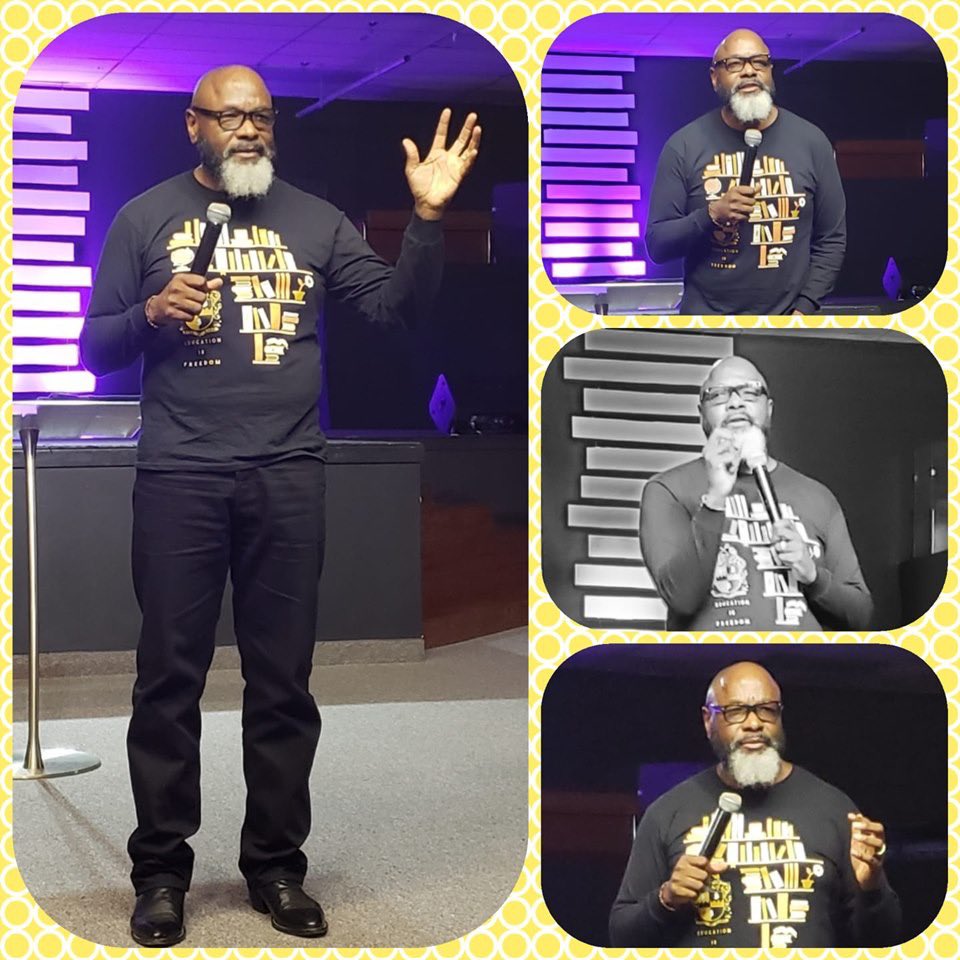 BishopLLBrandon's tweet image. Readers are leaders and leaders are readers!

Alphas, we graduate!

#GoToHighSchoolGoToCollege #APhiA #LarryBrandon