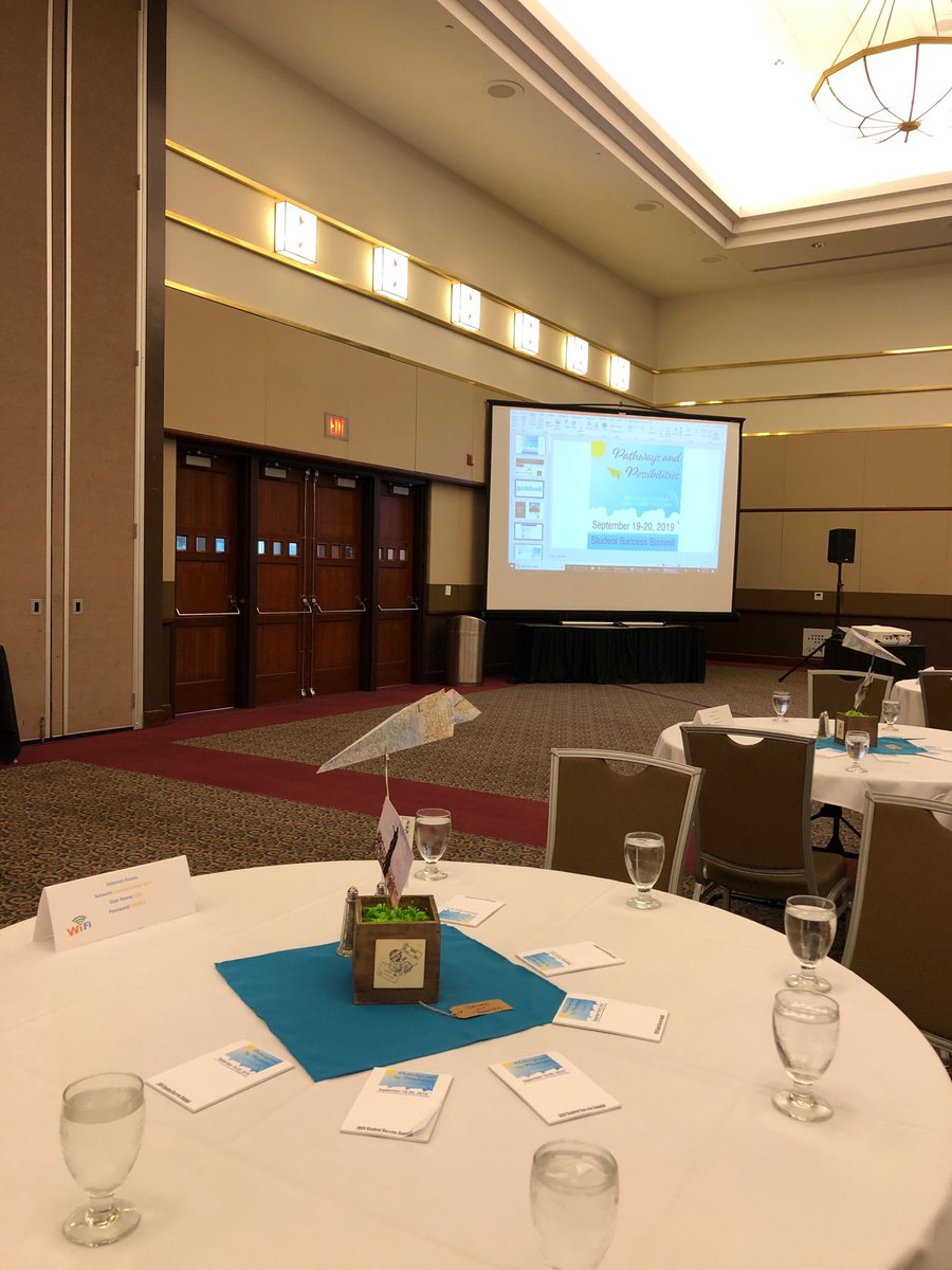 MCCACSS's tweet photo. 2019 Michigan Student Success Summit #itstime #studentsuccesscenternetwork https://t.co/ieWSmAT1eq