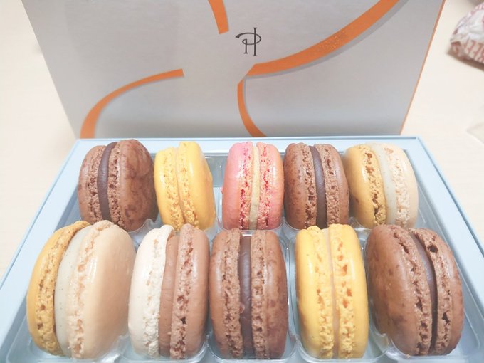 池袋で買える 間違いなしの極上マカロン7選 Sweetsvillage スイーツビレッジ