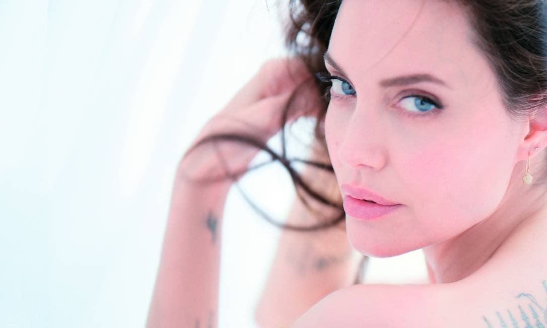 JornalOGlobo's tweet image. Angelina Jolie diz que Brasil é um conto de fadas: 'Que país extraordinário! Que gente interessante!' glo.bo/2O9IEBv