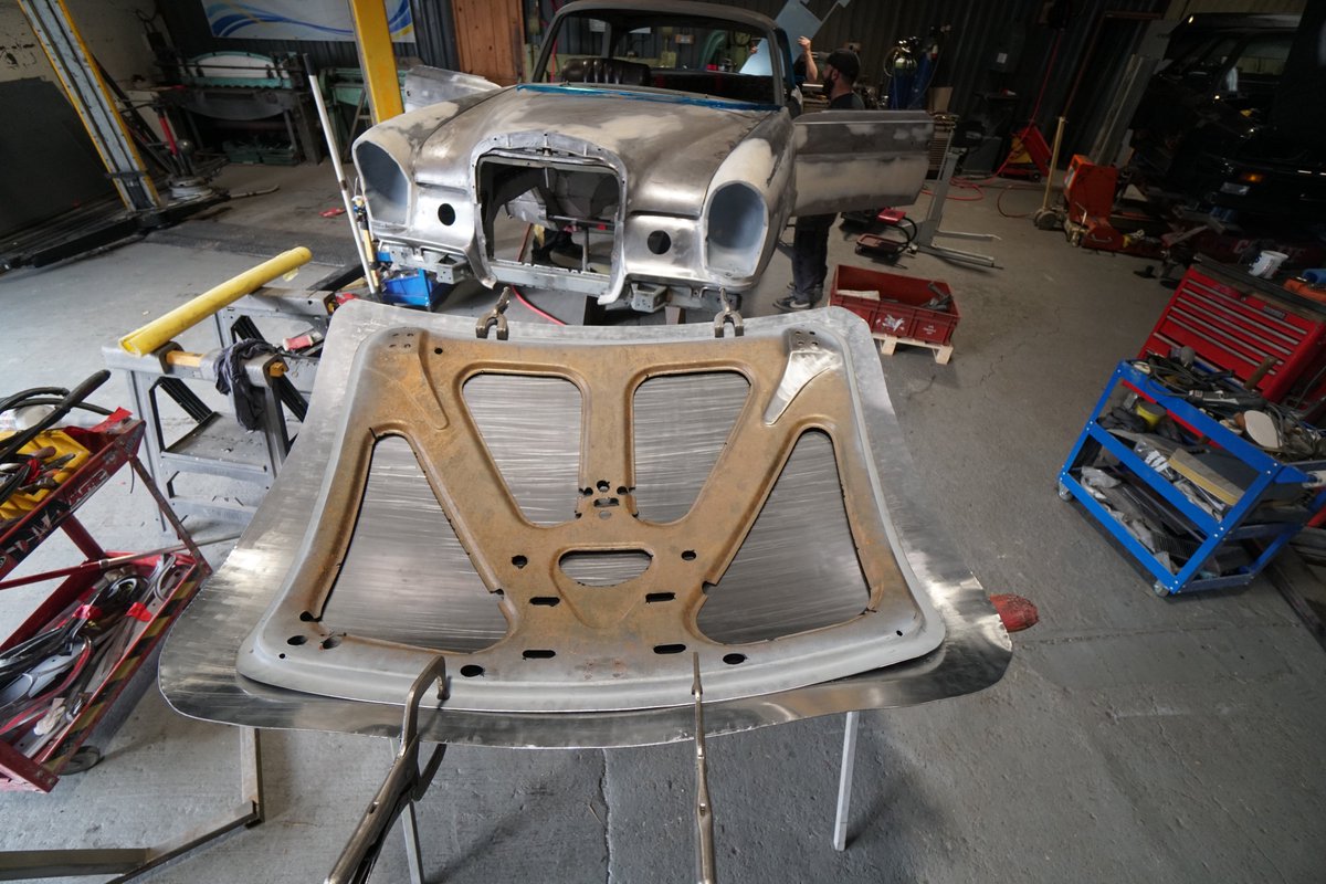 retropowercars's tweet photo. We'll be airing a full video detailing the construction of #ProjectUtah's boot skin from a single sheet of ally soon, so until then (this week, hopefully) these teaser shots will have to suffice. #retropower #retropowercars #restomod #mk2jaguar #fabrication #metalwork #classicjag https://t.co/ldxMIJTmUR