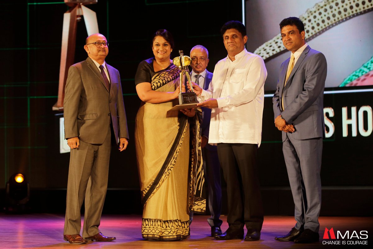 masholdings's tweet photo. MAS was adjudged as the ‘Exporting Conglomerate of the Year’ at the 23rd Presidential Export Awards. In addition, MAS Fabrics was also recognised as ‘Contributor to Sustainable Development in Exports’ and ‘Exporter to the Global Value Chain’ at the award ceremony
#ChangeIsCourage https://t.co/mIh6E61cDk