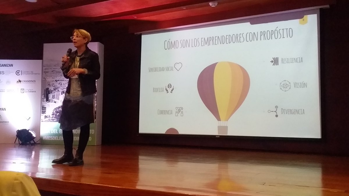 CEUniandes's tweet photo. Ya iniciamos El día del emprendimiento #DEU Diana Puerto. Directora MGA y MDP Uniandes https://t.co/M1CRBq5zms