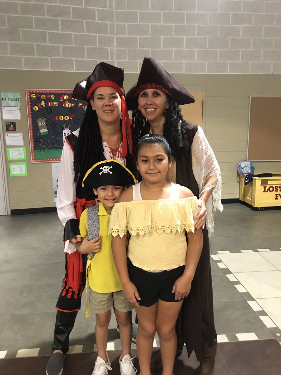 Childhood Cancer Awareness and Talk Like A Pirate Day. <a href="/JanelleMHardin/">Janelle Hardin</a> <a href="/rphife/">Rachel Phife</a> <a href="/Supt_comalisd/">Andrew</a>