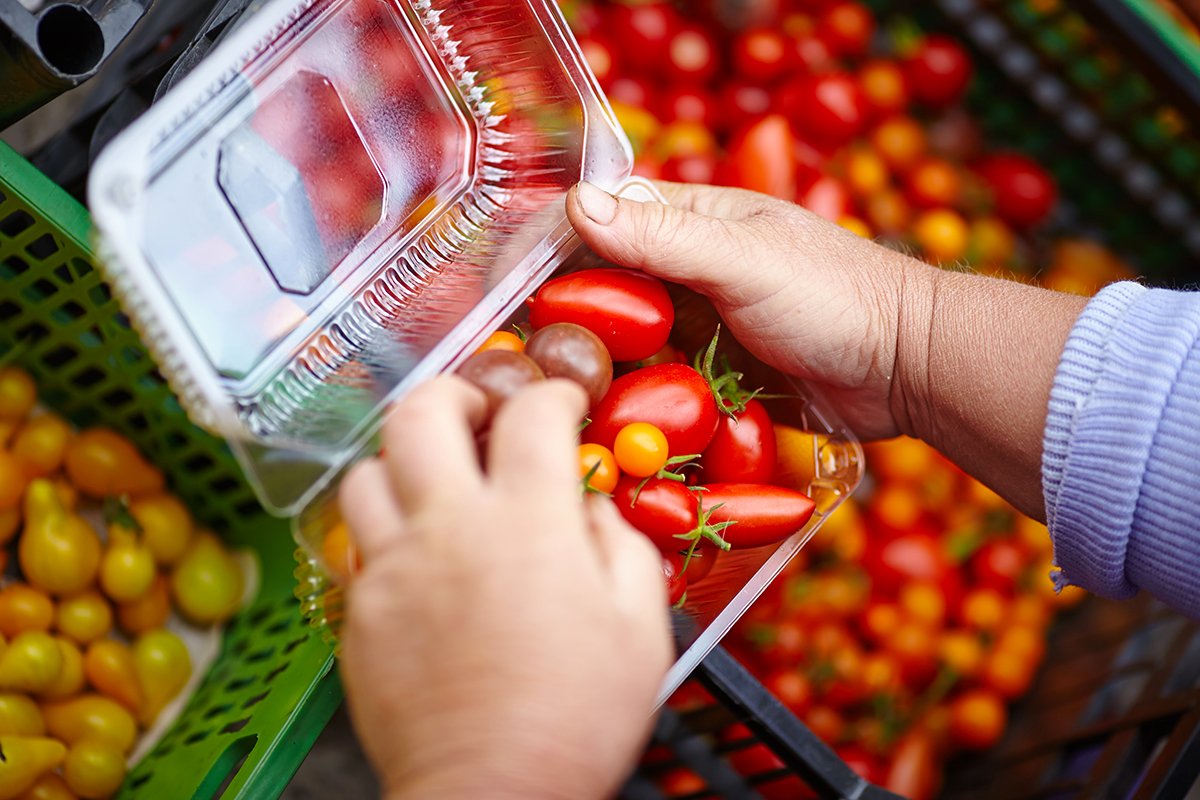 Trinseo's tweet photo. It's #FoodSafetyMonth! #Polystyrene resins used in food packaging provide freshness and convenience while reducing weight and cost. Learn more here: https://t.co/W1G9PljNdR https://t.co/CwUBjZVR7M