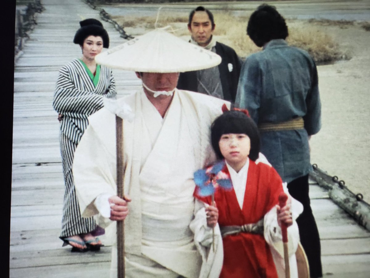 柴田真樹 A Twitter 必殺仕事人 最終回 あらすじは知っていたので ラスト近くで あぁくる来る って感じで 涙ボロボロ あの良妻賢母のお涼さんと可愛い美鈴ちゃんが あと左門に二つに折られた原口剛さんのご冥福を祈ります