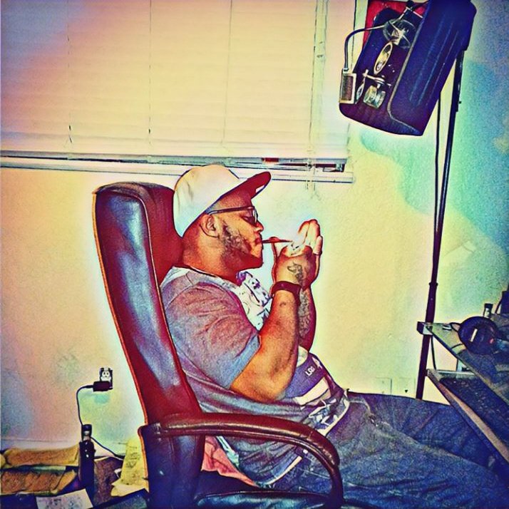 therealkingflow's tweet photo. When it starts waking you up out of your sleep. You gotta know not to stop pushing ya line
#TBAmxtapeAlbum🎓👓👑 #amog4e🦁 #GetBreadFastMafia👑 #EastLBK #ButlerParkKing #EastSideKing https://t.co/mIJ2PSCrhL