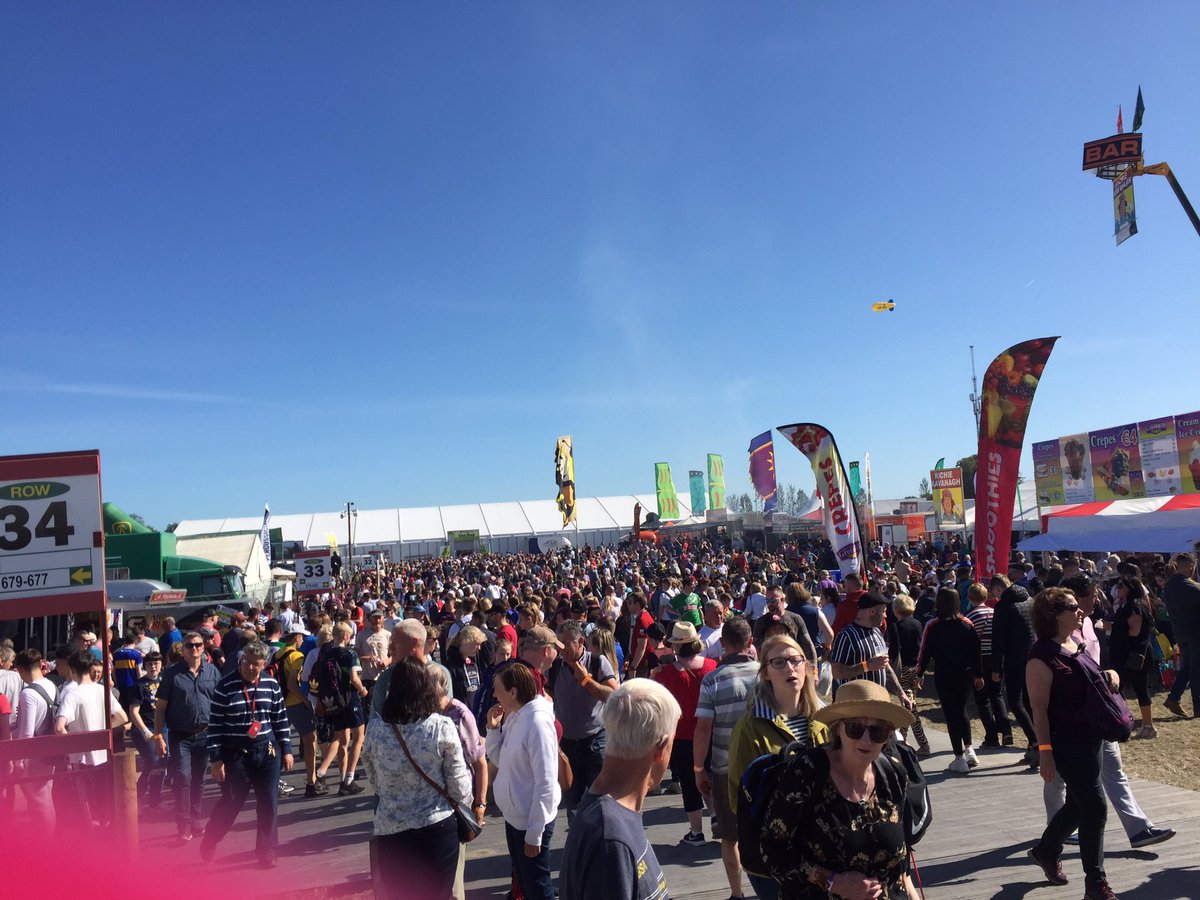 MediaOpinionsIr's tweet photo. Day 3 at the #ploughing19 ๐๐๐
#whataweek #recordbreakingnumbers #septembersunshine #sunshineinireland #thursdaysunshine #carlow #mediaopinionsir https://t.co/DigQSBa6aX