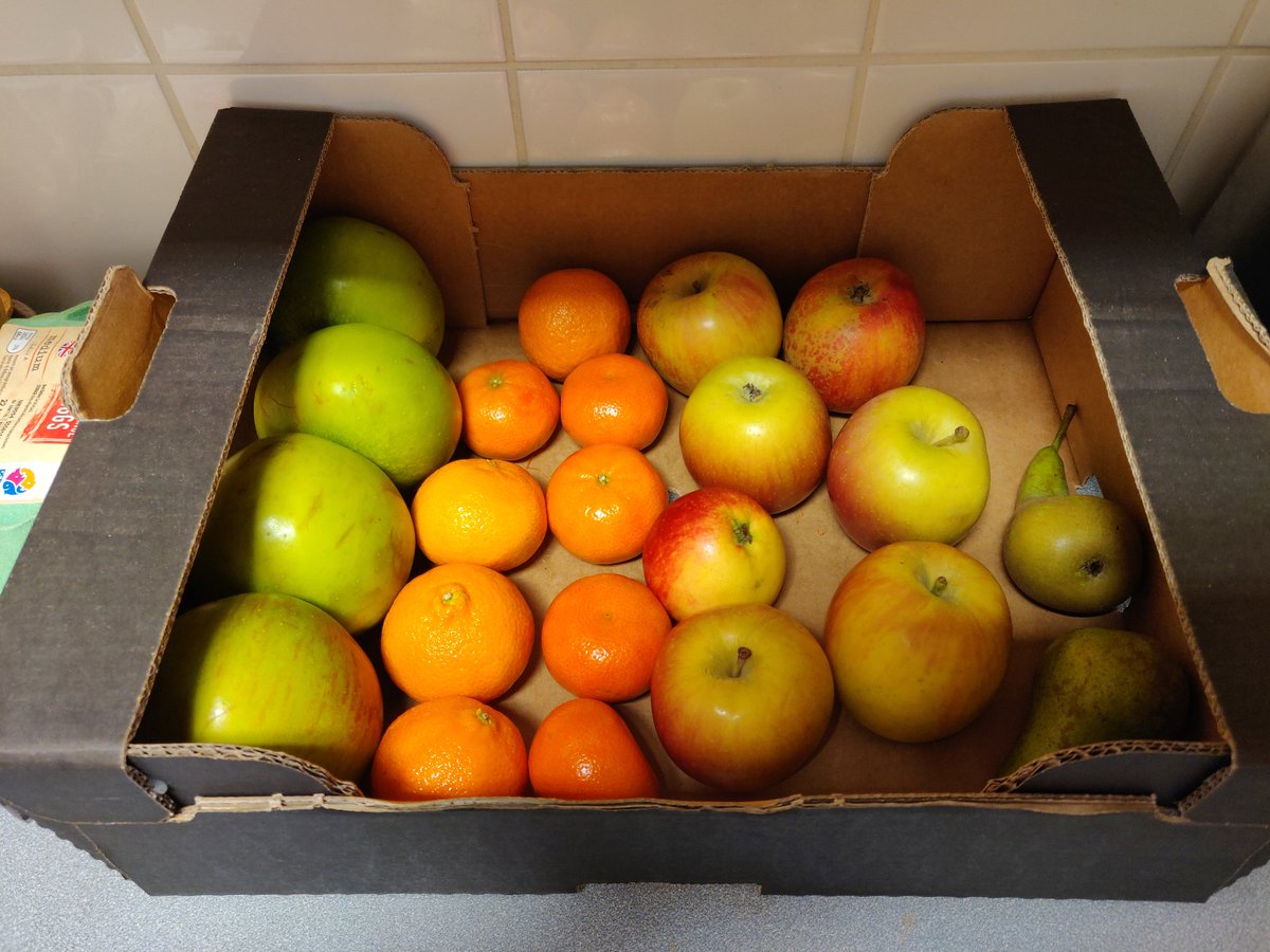 mattcoupecppe's tweet image. The @cppeengland fruit box was not so well organised this morning, are you here for a sneaky visit @chriscuttspharm ?