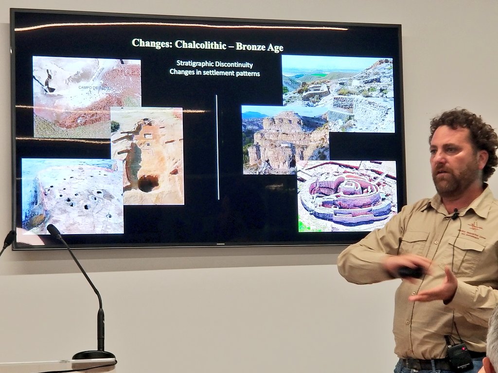 CalpeConference's tweet image. .@FranJGiles &quot;This #geneflow in people is also evident in the #archaeology&quot; #Calpe19