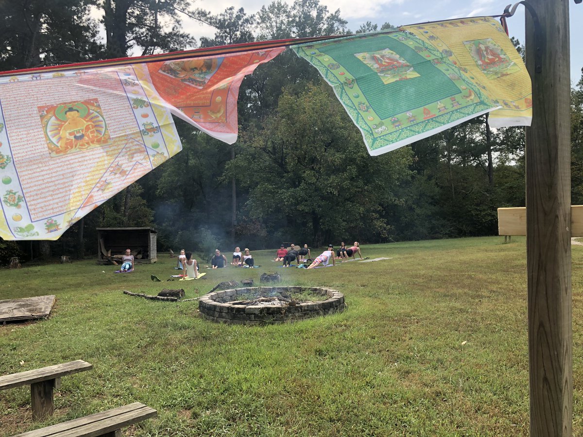 ConsciousCHA's tweet image. We had such a great time at the first annual Thrive Yoga Festival! Visit Thrive Yoga and Wellness for your local yoga community. Pictured: Kundalini Teacher Missy Crutchfield, Thrive Owner Jennifer Dixon

#Chattanooga #CHA #ConsciousChattanooga #BeTheChange #Changemakers
