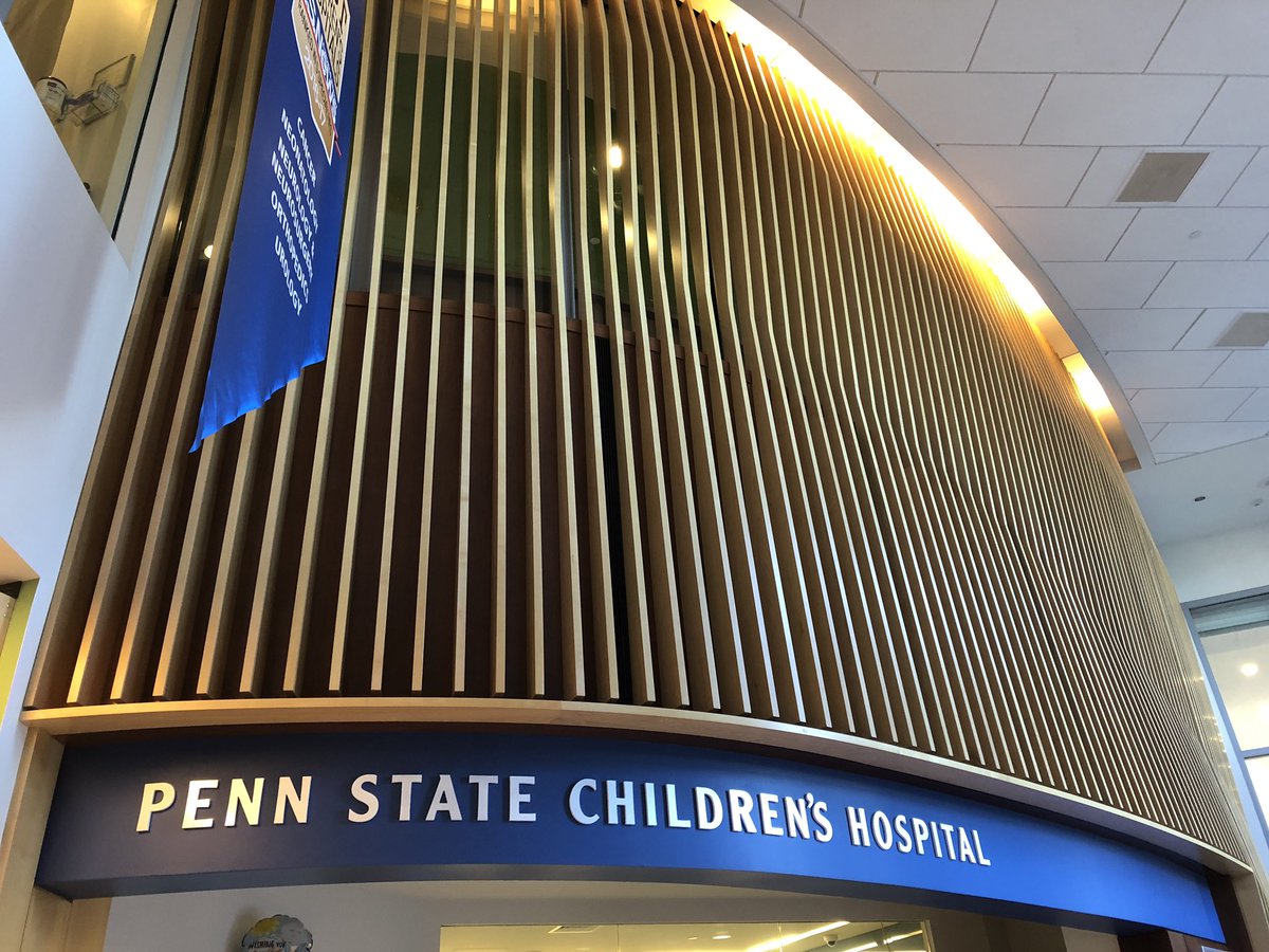 FaithDilworth's tweet photo. Had an inspiring visit to Penn Sate childrenβs hospital! We met reps from social work, child life, Becky the therapy dog, music therapy, research & admin. UTHON helps conquer pediatric cancer one dollar at a time!! #uthon2020 #conqueringchildhoodcancer #commUnity #whodouserve https://t.co/NMcQ0PkWM6
