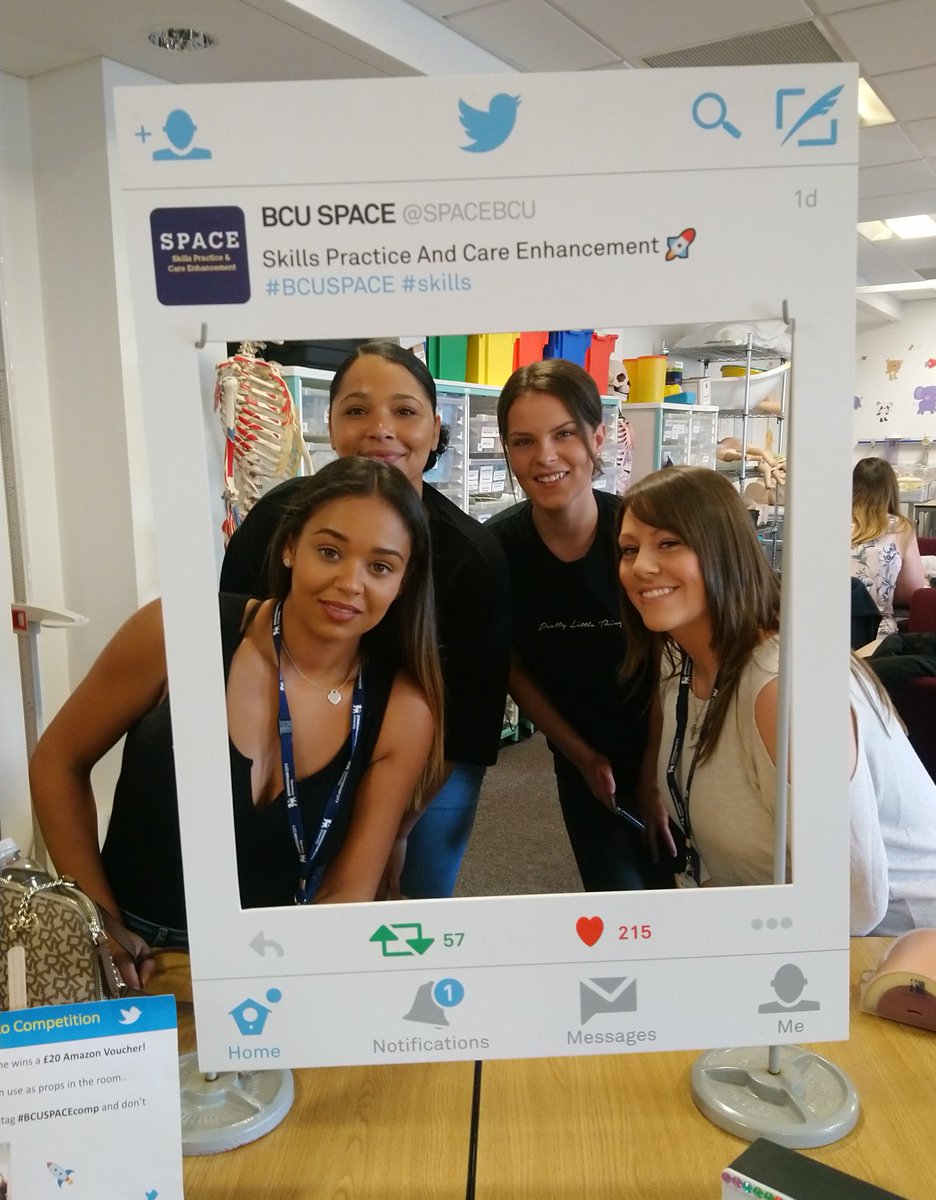 SPACEBCU's tweet photo. It's been fantastic to meet our new 1st year nursing cohort this week. Today they have been observing our 2nd year paramedic students cannulating! π#bcunurse #welcometoSPACE #bringonbcu #welcomeweek @BCUNursingteam @BCUAdultNursing @BCUMHNTeam @parabcu @CatherineLiddl5 @BCUHELS https://t.co/Ic6DOL56rY